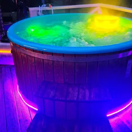 Ferienhaus Atostogu Namas Su Baseinu, Jacuzzi Ir Pirtimi *