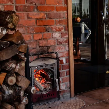 Atostogu Namas Su Baseinu, Jacuzzi Ir Pirtimi