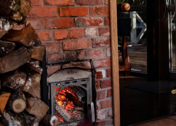 Atostogu Namas Su Baseinu, Jacuzzi Ir Pirtimi